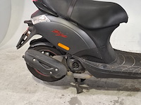 Bromscooter, piaggio, zip, 2024 - afbeelding 10 van  17