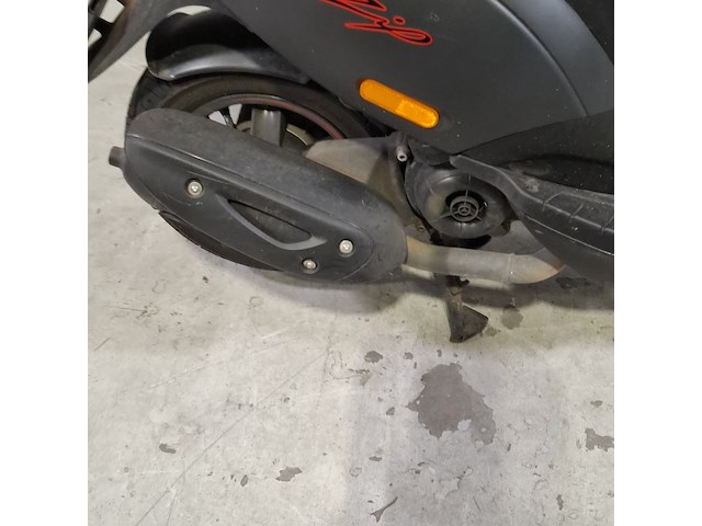 Bromscooter, piaggio, zip, 2024 - afbeelding 12 van  17