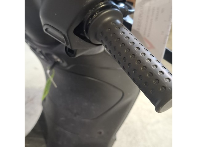 Bromscooter, piaggio, zip, 2024 - afbeelding 17 van  17