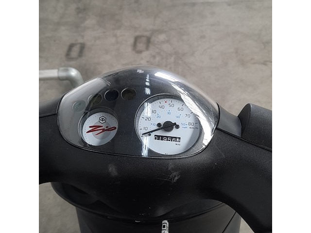 Bromscooter, piaggio, zip, 2024 - afbeelding 5 van  23