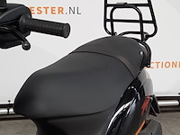 Bromscooter, piaggio, zip, 2024 - afbeelding 11 van  23