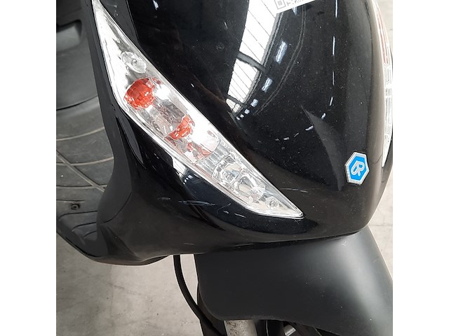 Bromscooter, piaggio, zip, 2024 - afbeelding 16 van  23