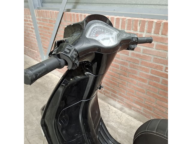 Bromscooter vespa, lx, bouwjaar 2006 - afbeelding 18 van  38