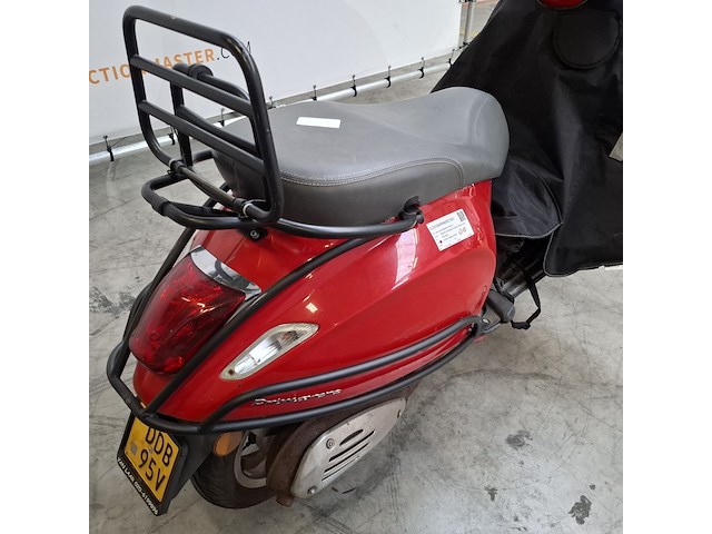 Bromscooter, vespa, primavera , 2015 - afbeelding 6 van  27