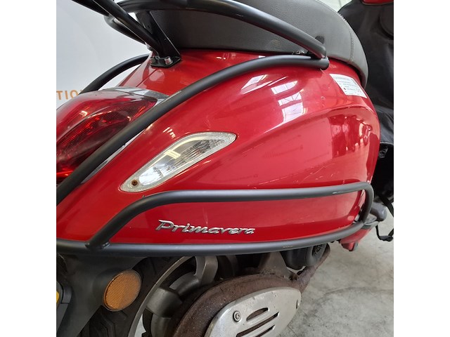 Bromscooter, vespa, primavera , 2015 - afbeelding 7 van  27