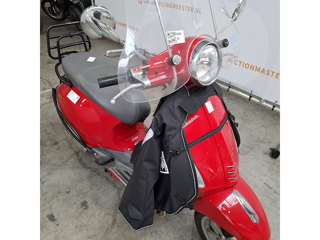 Bromscooter, vespa, primavera , 2015 - afbeelding 21 van  27