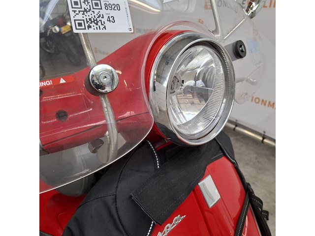 Bromscooter, vespa, primavera , 2015 - afbeelding 22 van  27