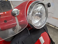 Bromscooter, vespa, primavera , 2015 - afbeelding 22 van  27