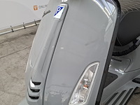 Bromscooter, vespa, primavera , 2017 - afbeelding 16 van  26
