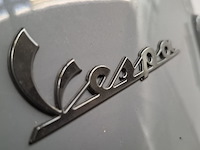 Bromscooter, vespa, primavera , 2017 - afbeelding 19 van  26