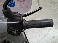 Bromscooter, vespa, primavera , 2017 - afbeelding 24 van  26
