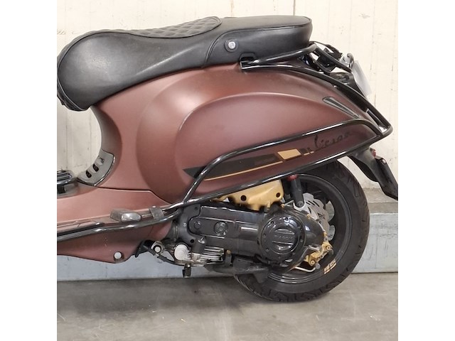 Bromscooter, vespa, primavera 4t - afbeelding 5 van  15
