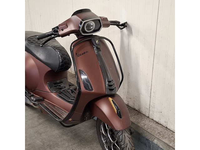 Bromscooter, vespa, primavera 4t - afbeelding 15 van  15