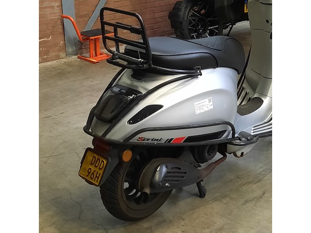 Bromscooter, vespa, sprint, 2015 - afbeelding 4 van  18