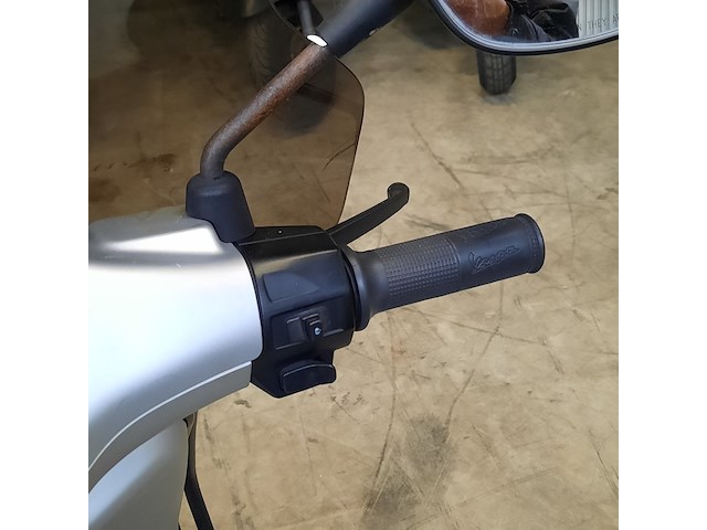 Bromscooter, vespa, sprint, 2015 - afbeelding 8 van  18