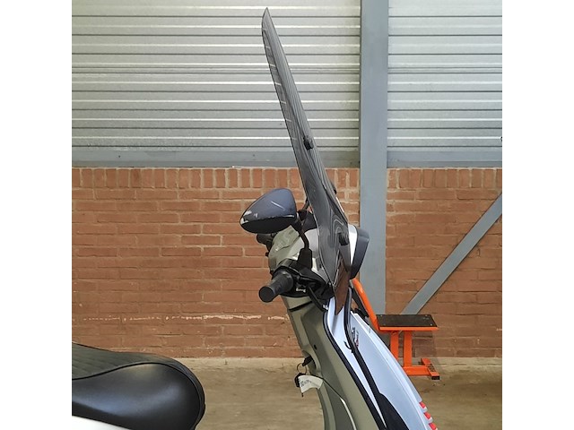 Bromscooter, vespa, sprint, 2015 - afbeelding 14 van  18