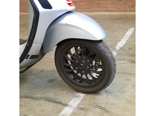 Bromscooter, vespa, sprint, 2015 - afbeelding 17 van  18