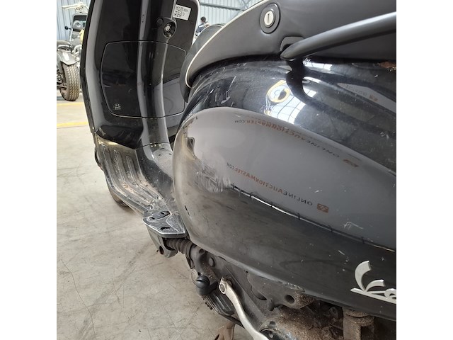 Bromscooter, vespa, sprint, 2017 - afbeelding 10 van  26