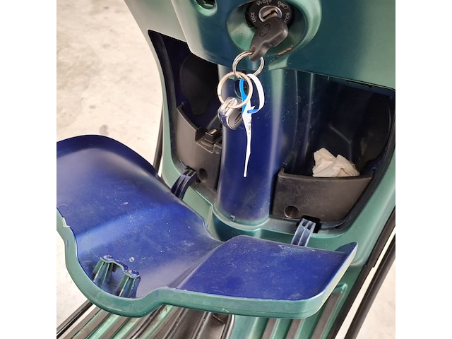 Bromscooter, vespa, sprint, 2018 - afbeelding 3 van  27