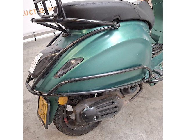 Bromscooter, vespa, sprint, 2018 - afbeelding 10 van  27