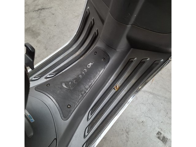 Bromscooter, vespa, sprint 4t, 2015 - afbeelding 2 van  33