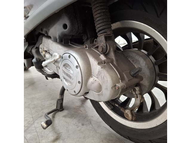 Bromscooter, vespa, sprint 4t, 2015 - afbeelding 17 van  33