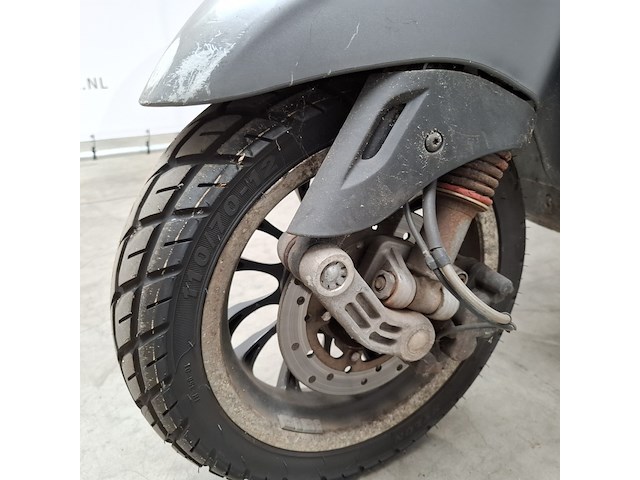 Bromscooter, vespa, sprint 4t, 2015 - afbeelding 25 van  33