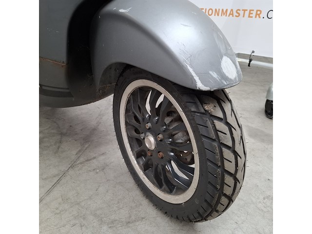 Bromscooter, vespa, sprint 4t, 2015 - afbeelding 30 van  33