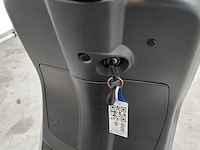 Bromscooter, vespa, sprint 4t, 2015 - afbeelding 32 van  33