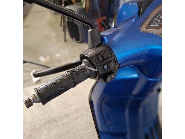 Bromscooter, vespa, sprint 4t, 2016 - afbeelding 2 van  20