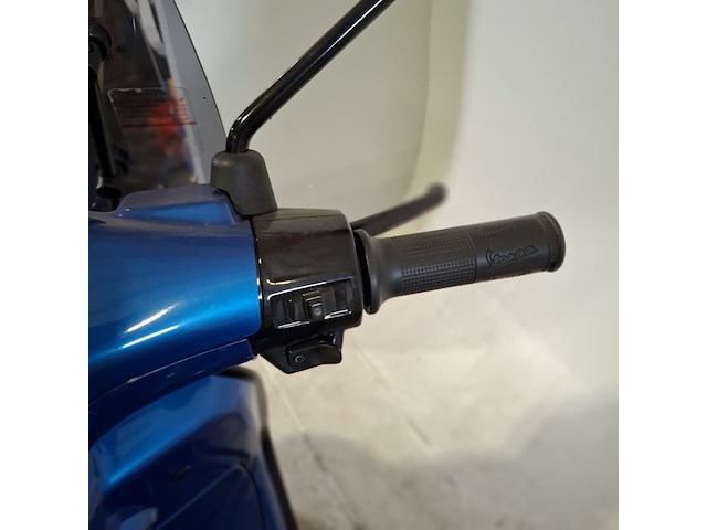 Bromscooter, vespa, sprint 4t, 2016 - afbeelding 20 van  20