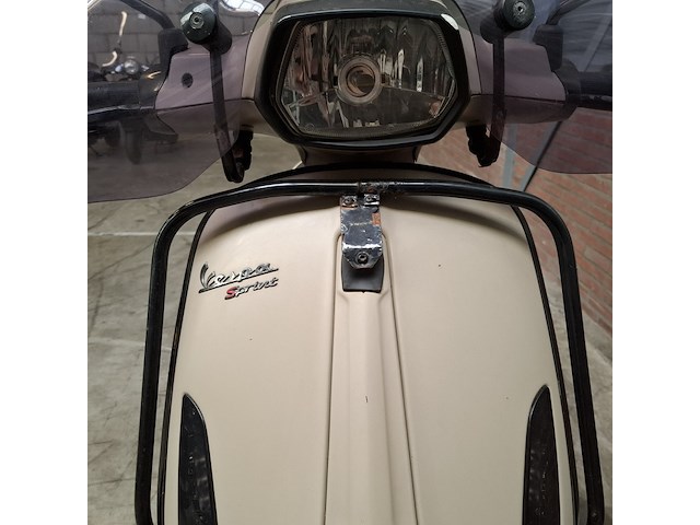 Bromscooter, vespa, sprint 4t, 2017 - afbeelding 6 van  40