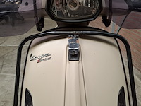 Bromscooter, vespa, sprint 4t, 2017 - afbeelding 6 van  40