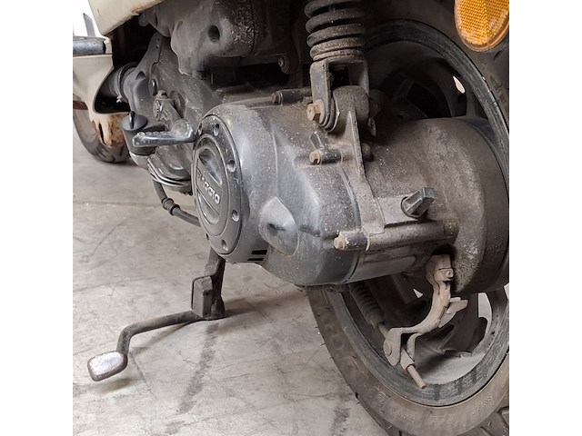 Bromscooter, vespa, sprint 4t, 2017 - afbeelding 19 van  40