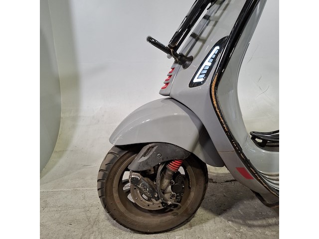 Bromscooter, vespa, sprint 4t, 2017 - afbeelding 11 van  17