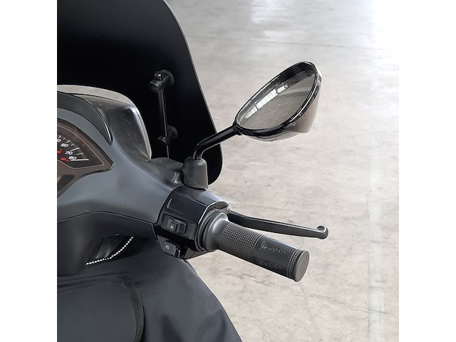 Bromscooter, vespa, sprint 4t, 2017 - afbeelding 6 van  28