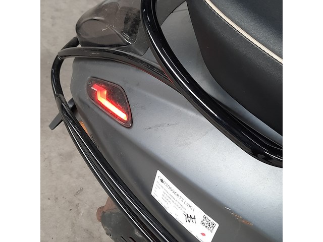 Bromscooter, vespa, sprint 4t, 2017 - afbeelding 7 van  28