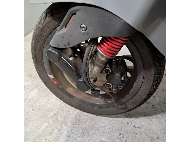 Bromscooter, vespa, sprint 4t, 2019 - afbeelding 14 van  23