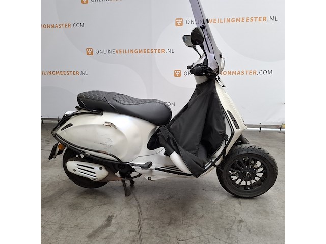 Bromscooter, vespa, sprint 4t, 2020 - afbeelding 1 van  34