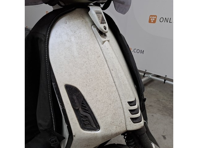 Bromscooter, vespa, sprint 4t, 2020 - afbeelding 31 van  34