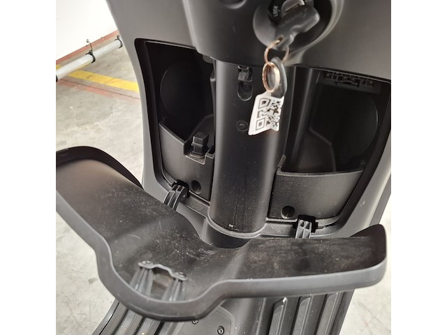 Bromscooter, vespa, sprint 4t, 2020 - afbeelding 28 van  28