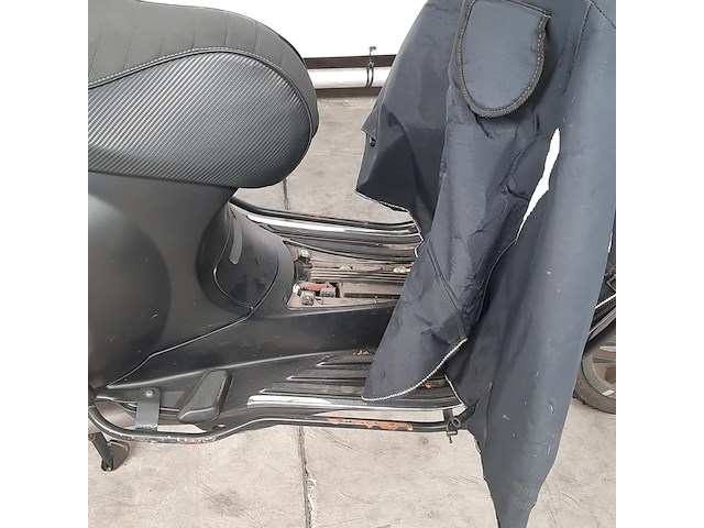 Bromscooter, vespa, sprint 50, 2023 - afbeelding 2 van  29