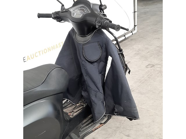 Bromscooter, vespa, sprint 50, 2023 - afbeelding 6 van  29
