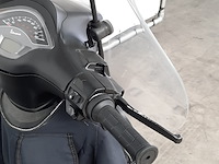 Bromscooter, vespa, sprint 50, 2023 - afbeelding 10 van  29
