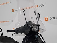 Bromscooter, vespa, sprint 50, 2023 - afbeelding 26 van  29