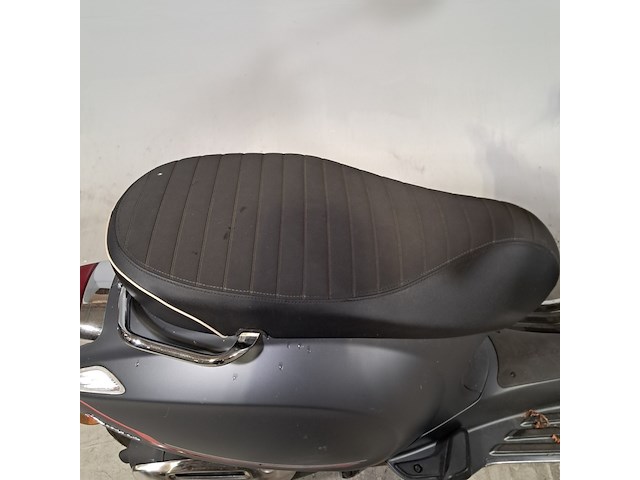 Bromscooter, vespa, sprint 50, 2024 - afbeelding 16 van  20