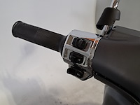 Bromscooter, vespa, sprint 50, 2024 - afbeelding 19 van  20