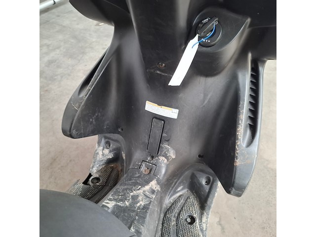 Bromscooter, yamaha, aerox r, 2011 - afbeelding 2 van  26