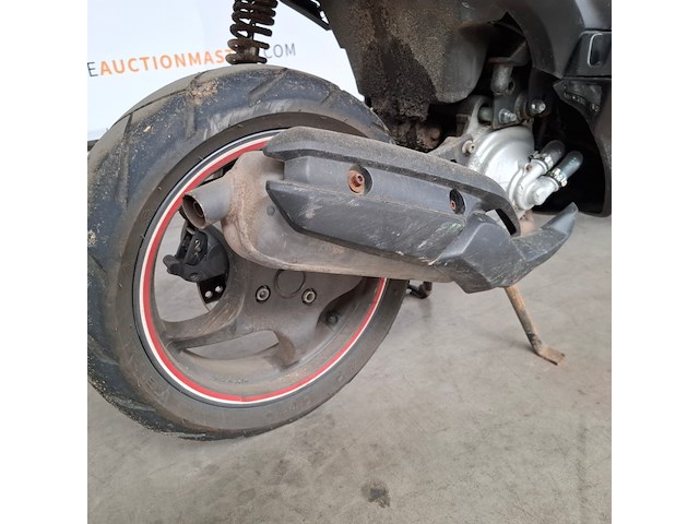 Bromscooter, yamaha, aerox r, 2011 - afbeelding 7 van  26