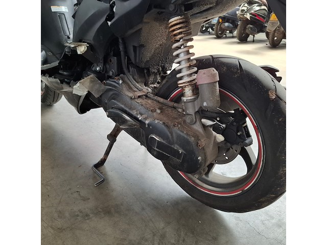 Bromscooter, yamaha, aerox r, 2011 - afbeelding 9 van  26